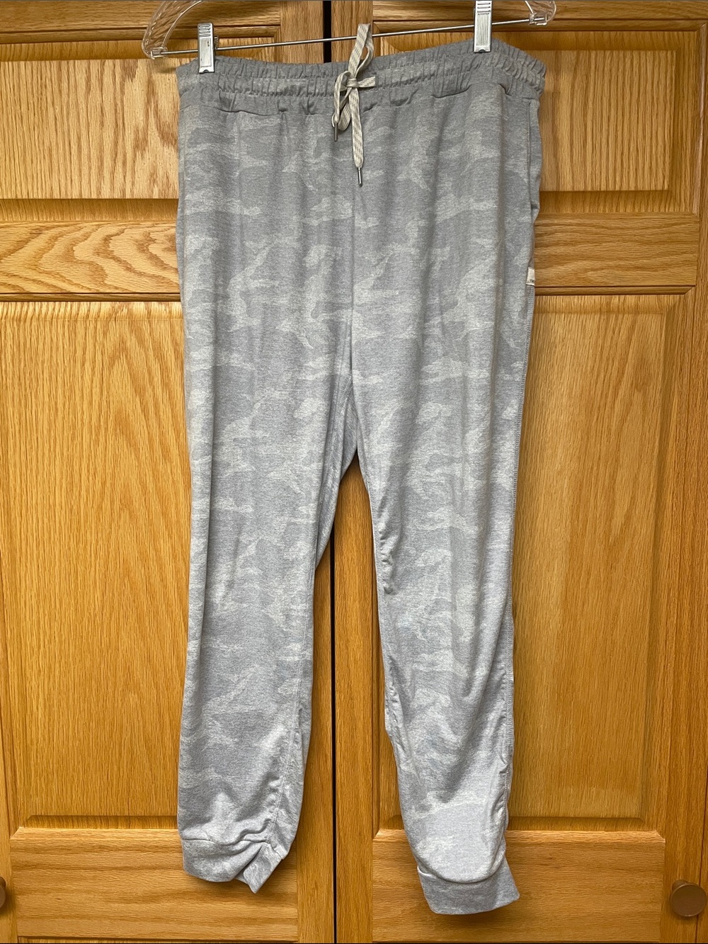 Vuori Women’s Performance Jogger - Size Large